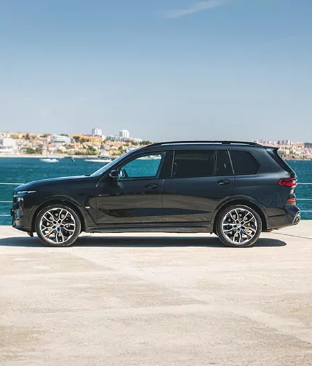 Luxury BMW X7 M60i Car Rental in Porto